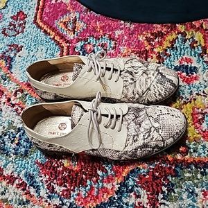 Marc Joseph Golf shoes 8.5